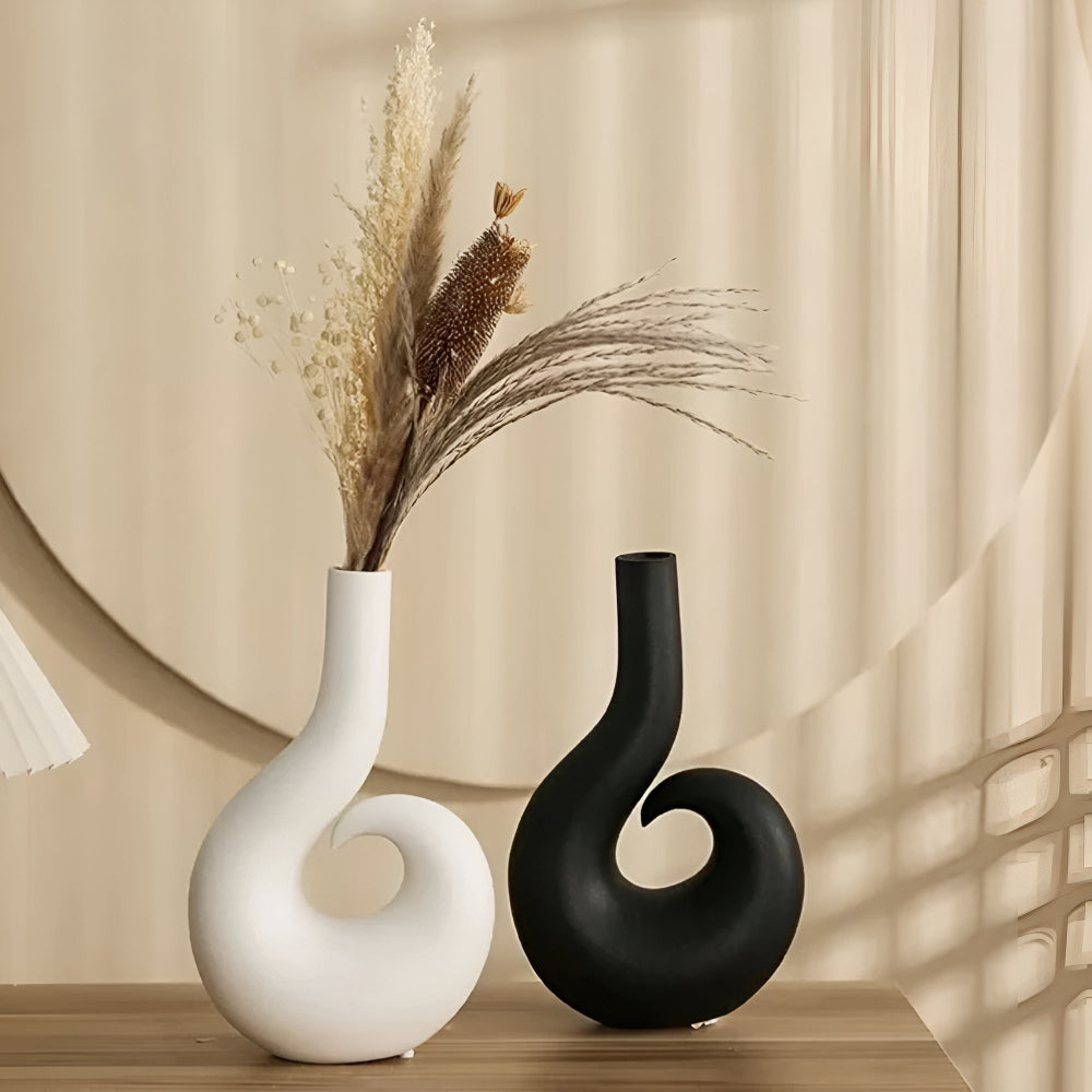 Abstract Sculptural Vase – Modern Minimalist Geometric Centerpiece,